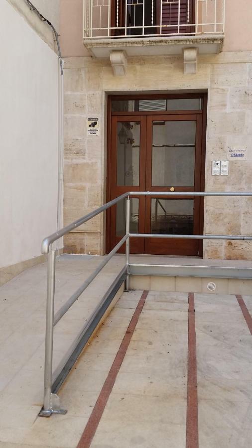 Casa Vacanze Tridente Trapani Exterior foto
